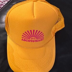 Women’s trucker hat